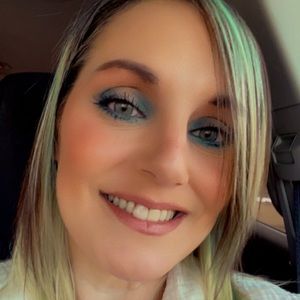 Meet your Posher, Tessa